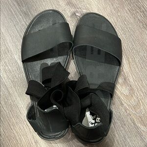 Sorel Ella II Sandals Black Elastic Straps Size 7.5